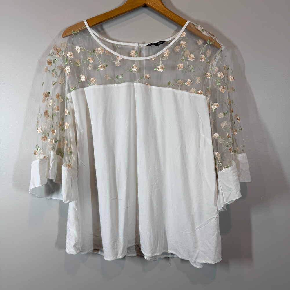 Unique Spectrum White Mesh Floral Embroidered Top Blouse Plus Size 3X Boho Fairy